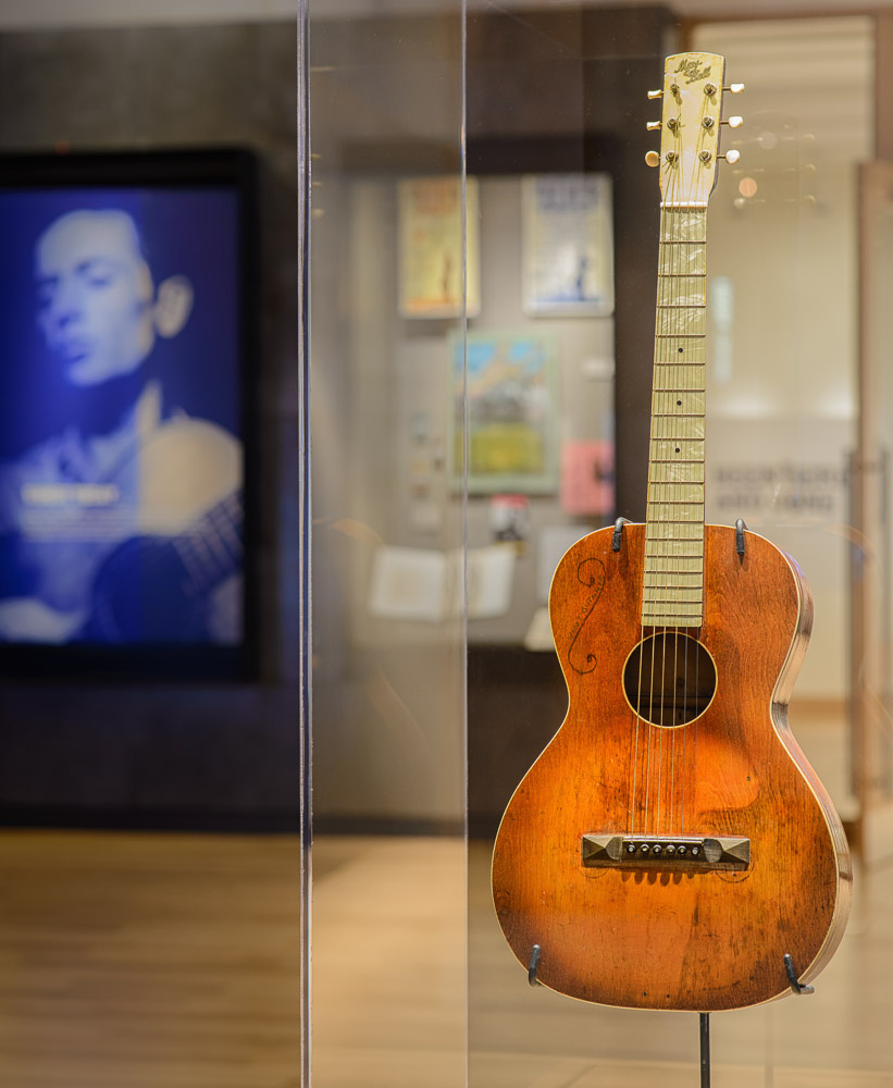 Photo courtesy Woody Guthrie Center.