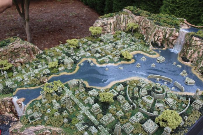 Storytelling  in Miniature