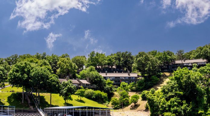 The Draw of Lake Living