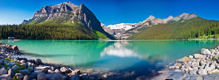 A Shimmering Jewel in the Canadian Rockies