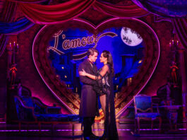 Sizzling On-Stage Entertainment Celebrity Attractions